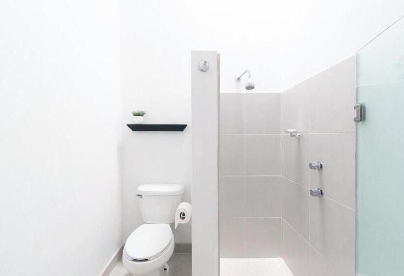 Welcome To Villa Cristy 3 Br 3 5 Wc In The La Floresta Area