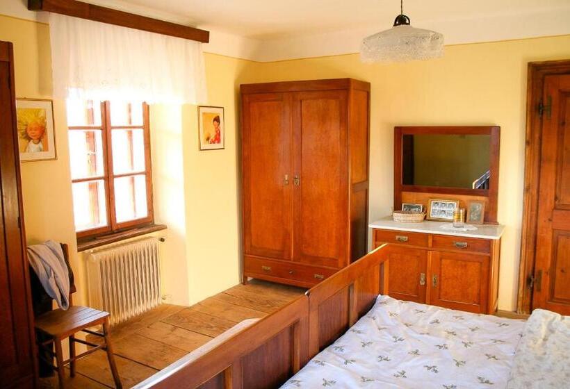 A Lovely House In Vipava Valley