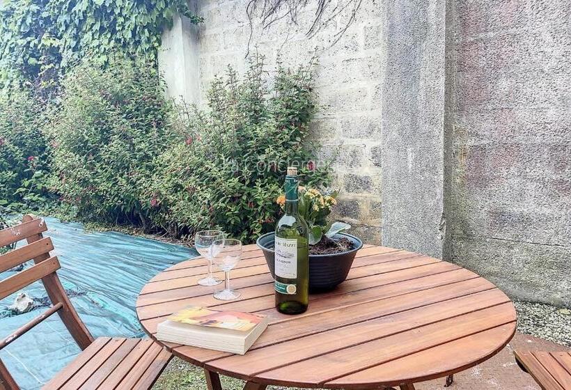 Ad 17   Escapade Ensoleillée