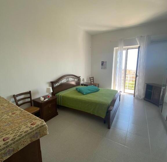 Albahome, Comoda Casa Vacanze Centralissima E Panoramica