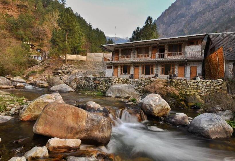 فندق صغير Earthlings Backpacker Den