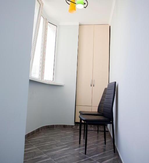 Apartament Curat Si Confortabil Str. Ismail 86 In Centrul Chisinaului