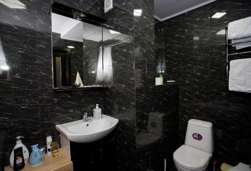 Apartament Curat Si Confortabil Str. Ismail 86 In Centrul Chisinaului