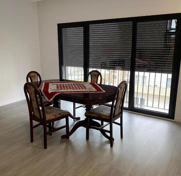 Apartamento Amplo E Moderno   Perto Do Estádio Futebol