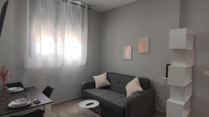 Apartamentos Las Trece Llaves Jacuzzi Bajo Reserva