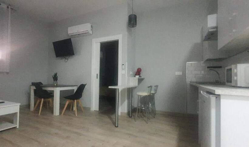 Apartamentos Las Trece Llaves Jacuzzi Bajo Reserva