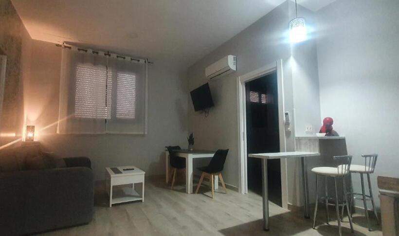 Apartamentos Las Trece Llaves Jacuzzi Bajo Reserva