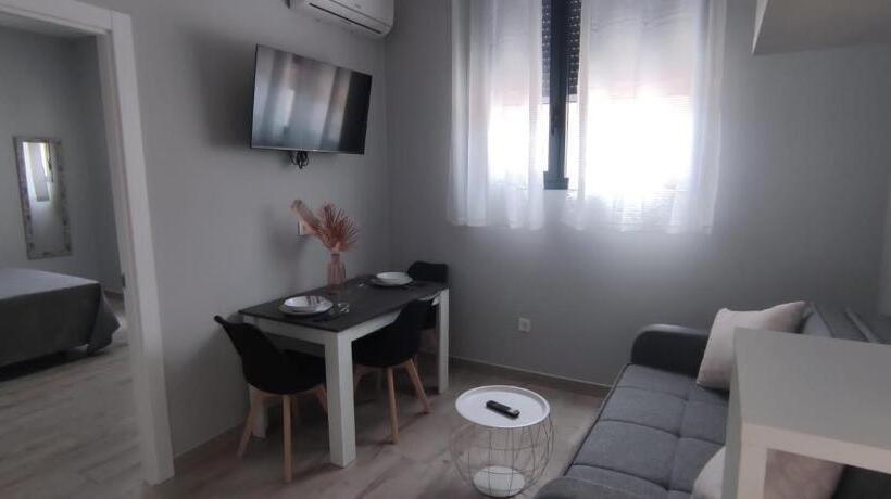 Apartamentos Las Trece Llaves Jacuzzi Bajo Reserva