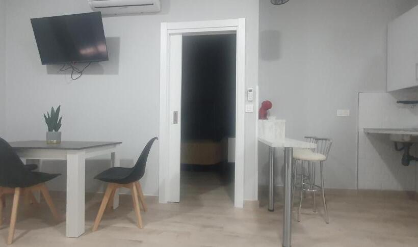 Apartamentos Las Trece Llaves Jacuzzi Bajo Reserva