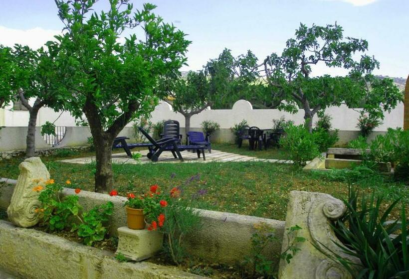 B & B Torre Saracena