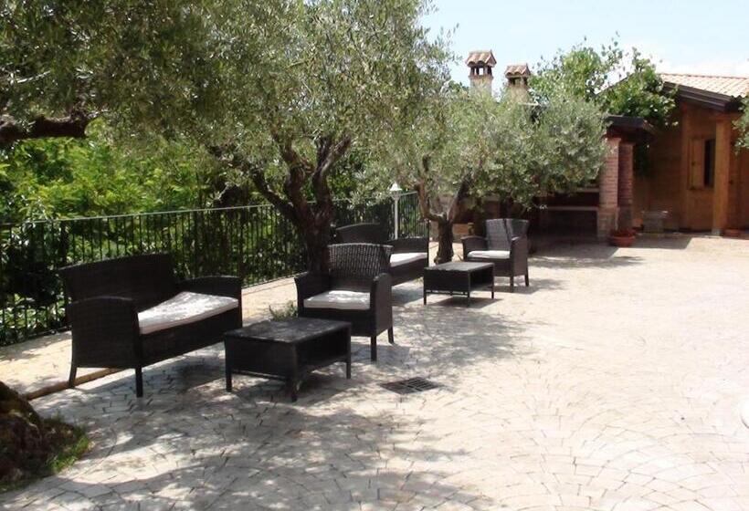 B&b Lo Scoiattolo Del Pollino