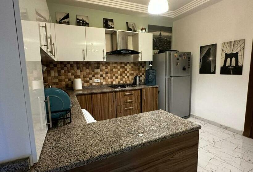 تختخواب و صبحانه Abu Alzoz Home سكن مشترك