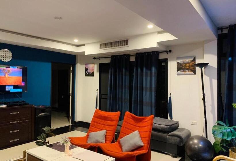 تختخواب و صبحانه Bkl Pool Villa Pattaya
