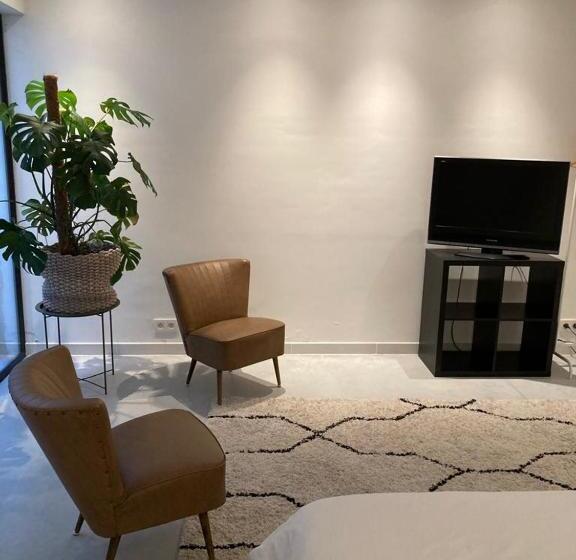 민박 Casa Violetta No Breakfast Incuded