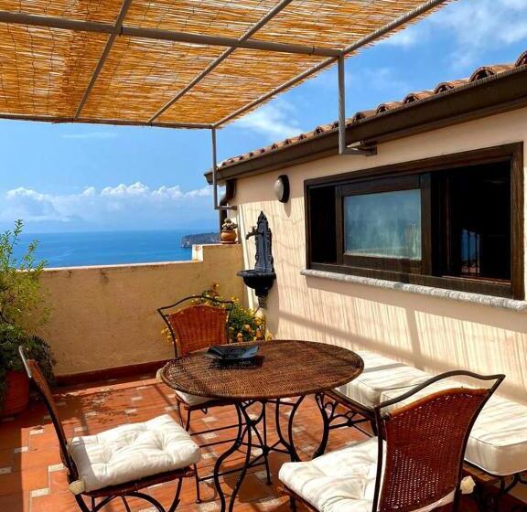 تختخواب و صبحانه La Casa Nel Borgo