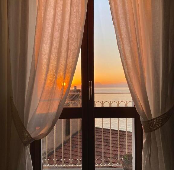 تختخواب و صبحانه La Casa Nel Borgo