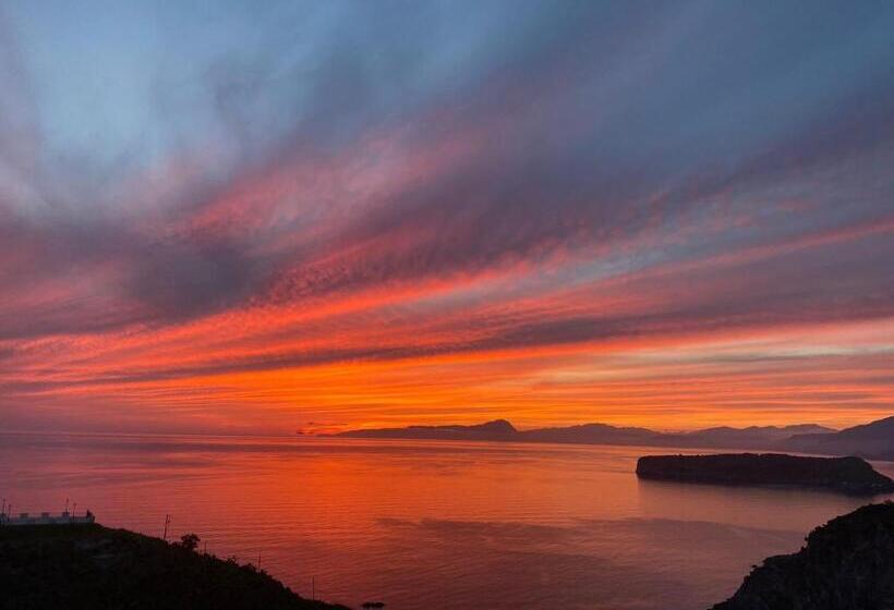 تختخواب و صبحانه La Casa Nel Borgo