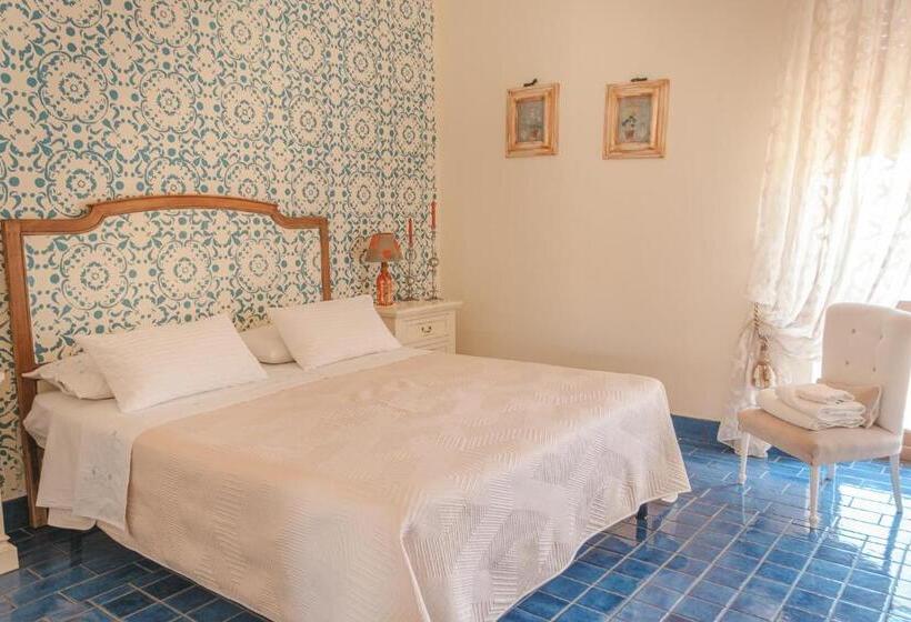 تختخواب و صبحانه La Casa Nel Borgo