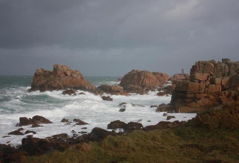 مبيت وإفطار Men Joliguet