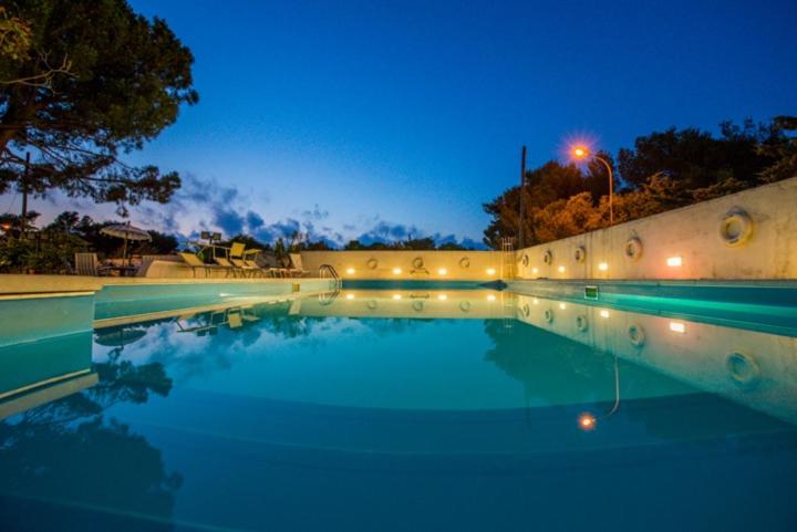تختخواب و صبحانه Villa Cancelliere