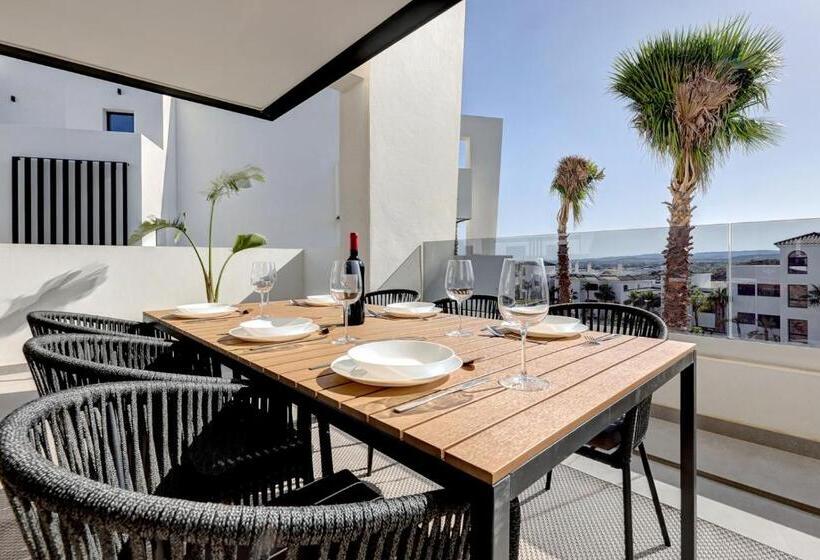 Brand New, Elegant Three Bed Apartment