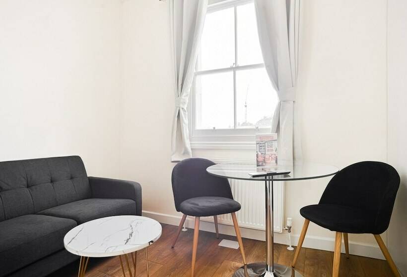 The Euston Guest House  60