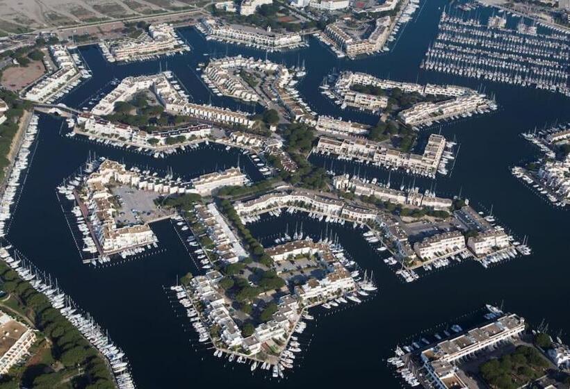 Duplex Centre Ville   50m De La Plage   Clim   Garage   Netflix