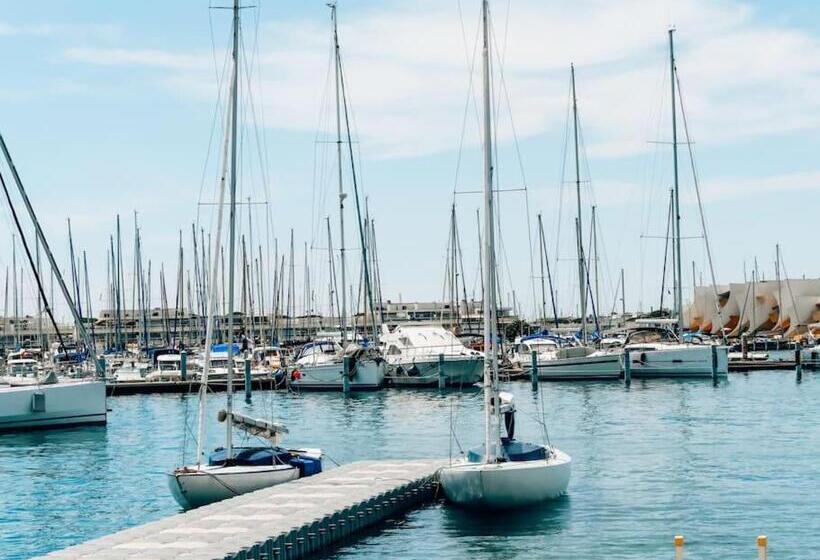 Duplex Centre Ville   50m De La Plage   Clim   Garage   Netflix