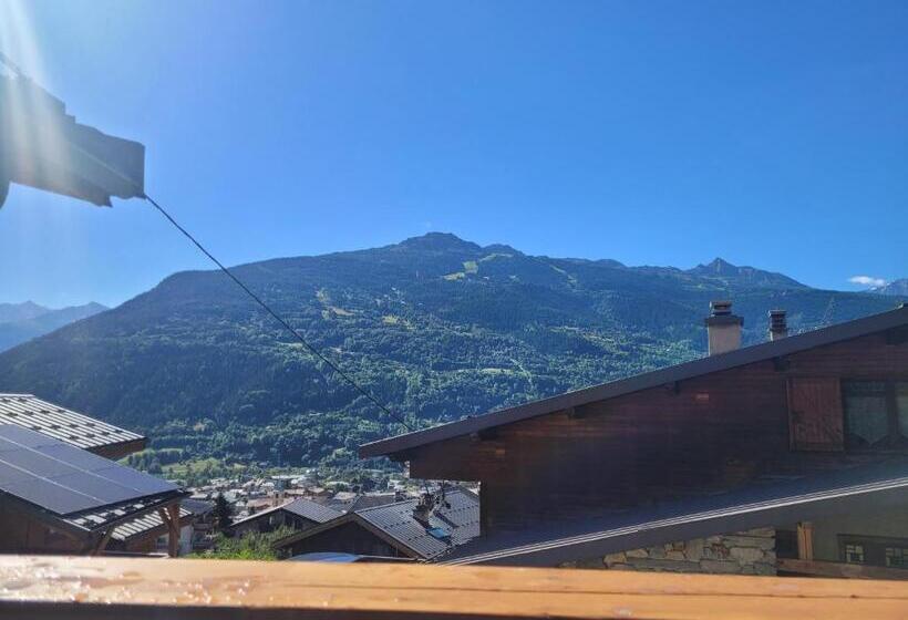 Gîteduruisseau73, Heart Of French Alps Paradiski, Maison Entière 80m2 Au Calme, 2 Chambres 2 Salles