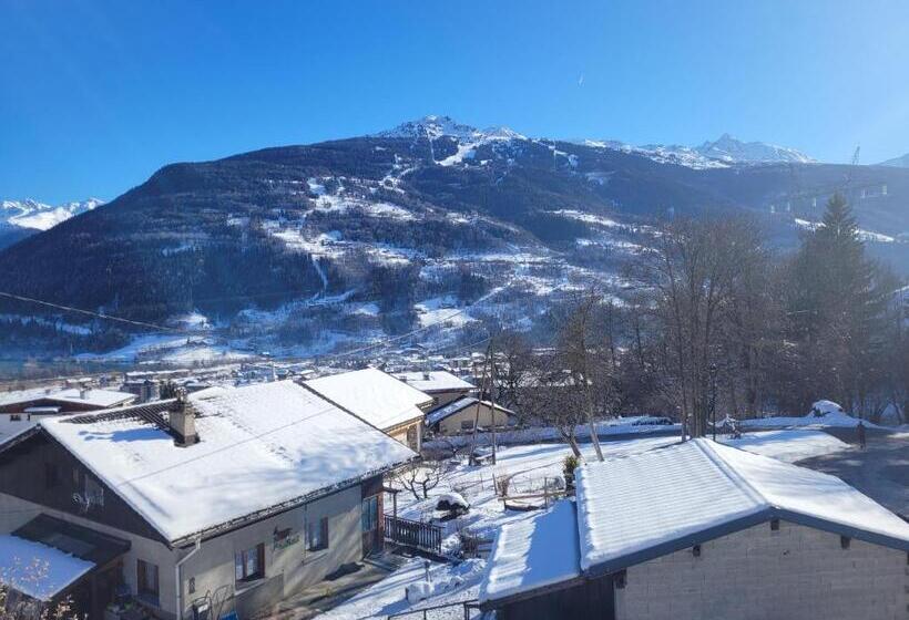 Gîteduruisseau73, Heart Of French Alps Paradiski, Maison Entière 80m2 Au Calme, 2 Chambres 2 Salles