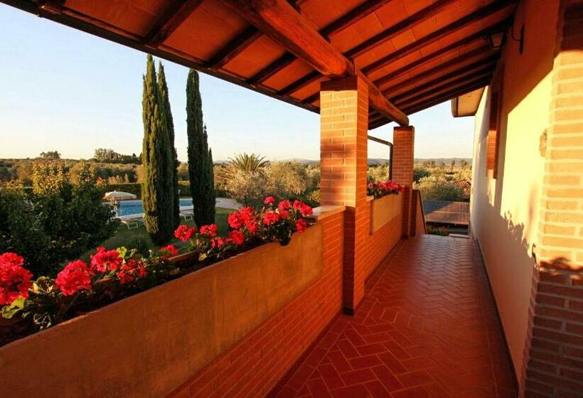 هتل Agriturismo Villa Isa