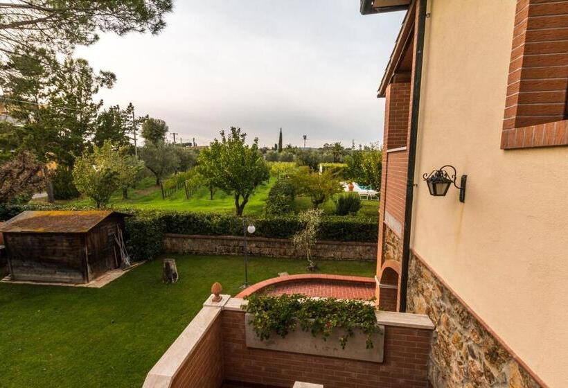 هتل Agriturismo Villa Isa