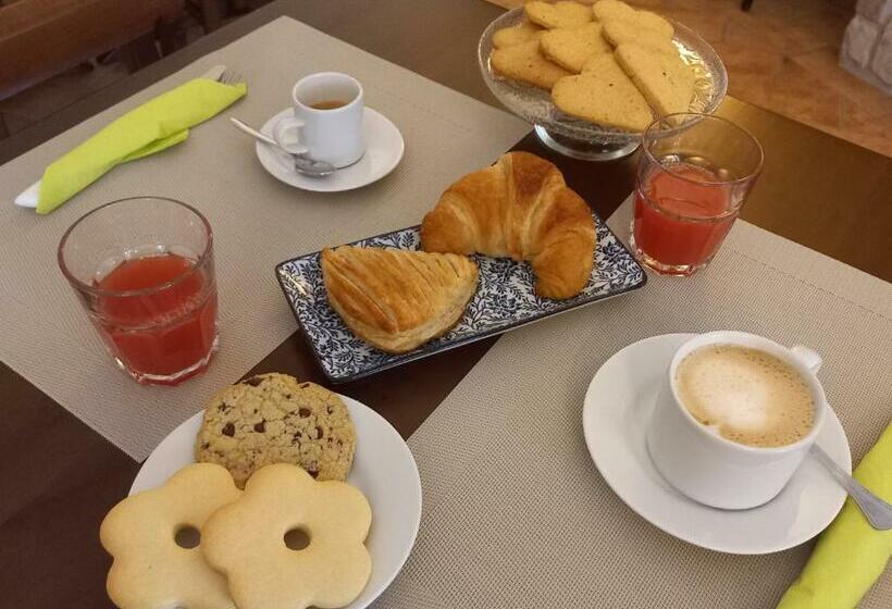 Отель Cascina Longoria