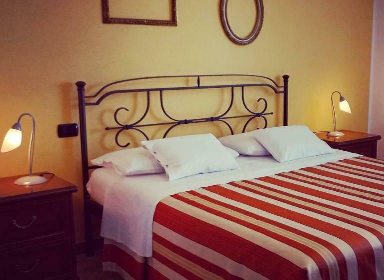 Отель Cascina Longoria