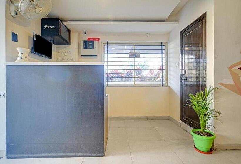 בית מלון כפרי Collection O The Eternity