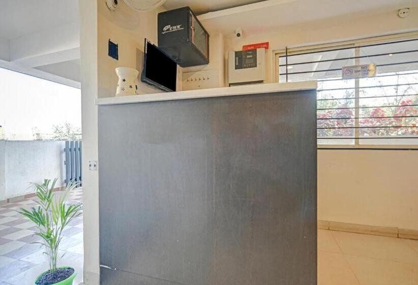 בית מלון כפרי Collection O The Eternity