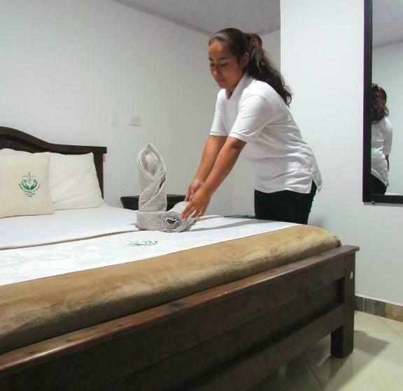 בית מלון כפרי Colonial El Bosque Dorado