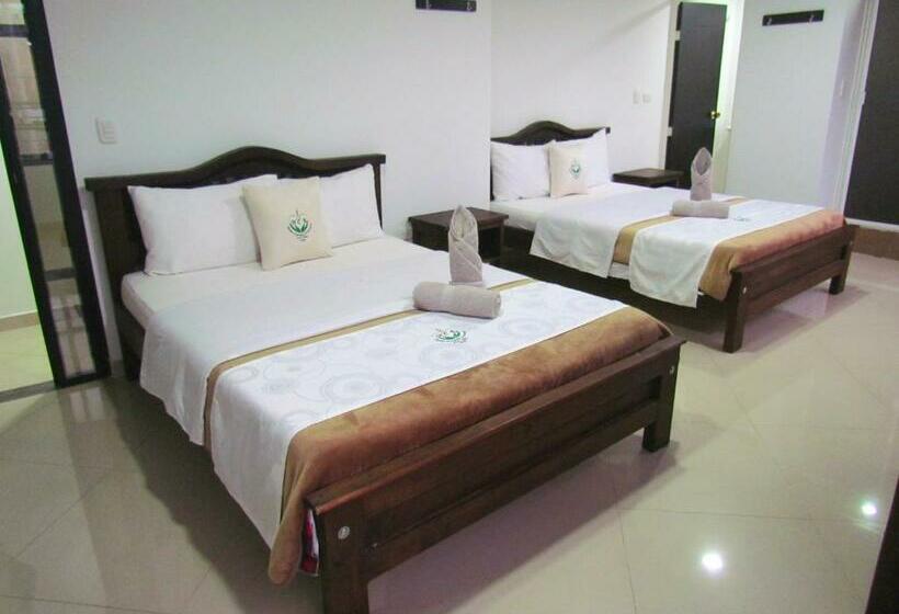 בית מלון כפרי Colonial El Bosque Dorado