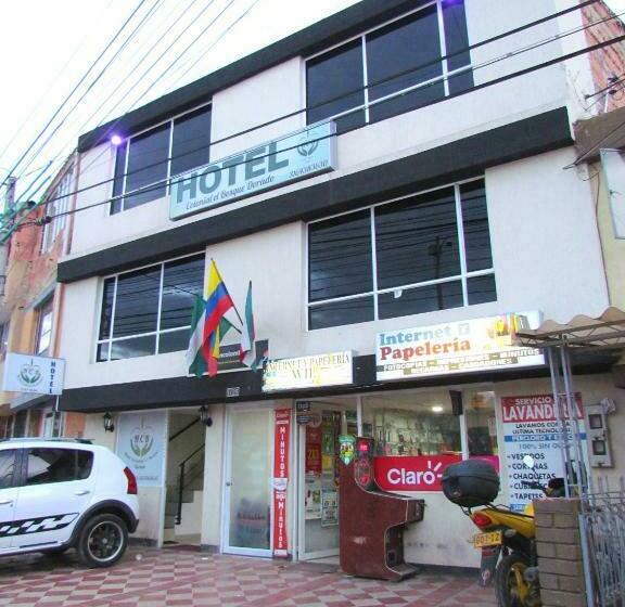 בית מלון כפרי Colonial El Bosque Dorado