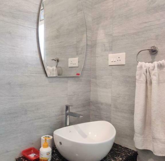 فندق Eden Garden Farm Stay