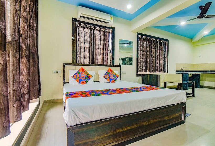 Отель Fab Sharma Inn