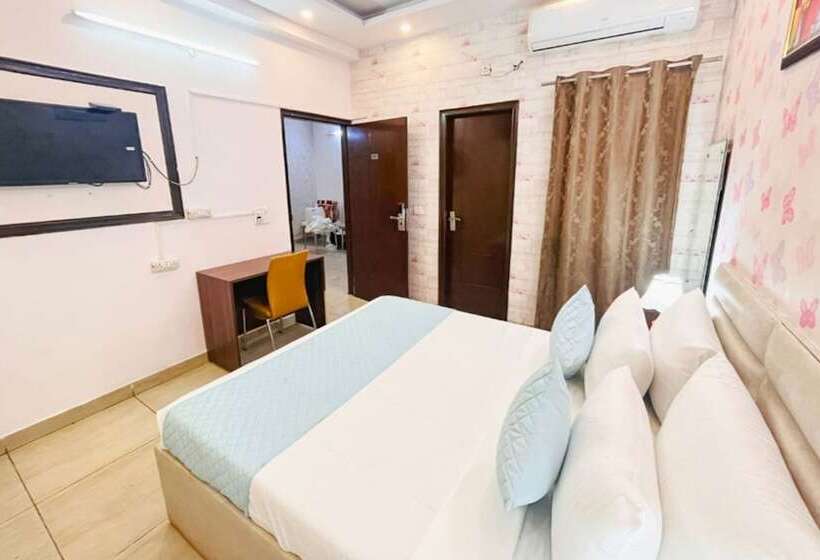 בית מלון כפרי Fabexpress Comfirt Inn