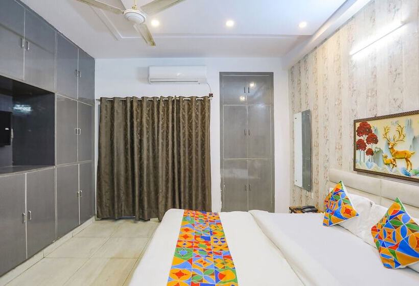 בית מלון כפרי Fabexpress Comfirt Inn