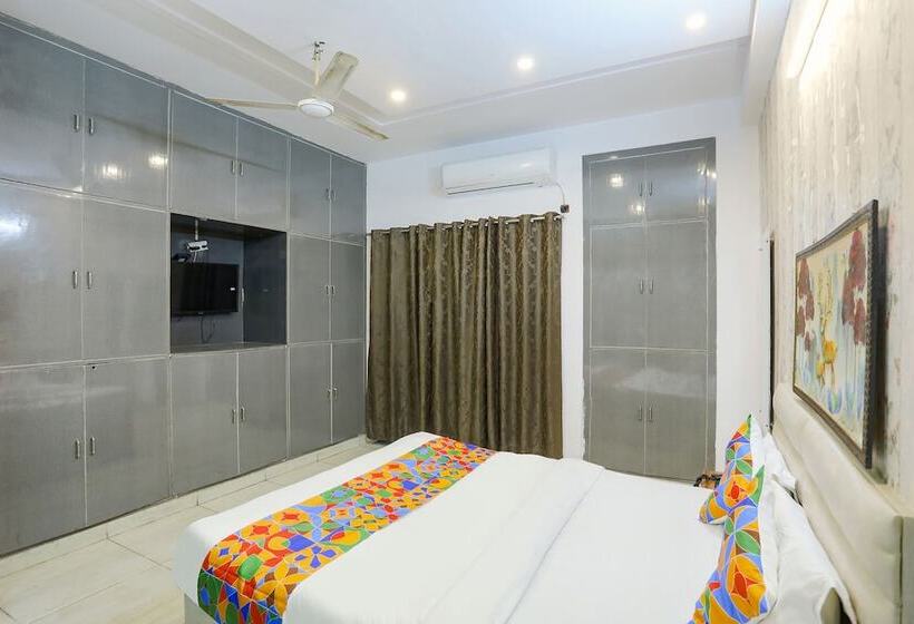 בית מלון כפרי Fabexpress Comfirt Inn