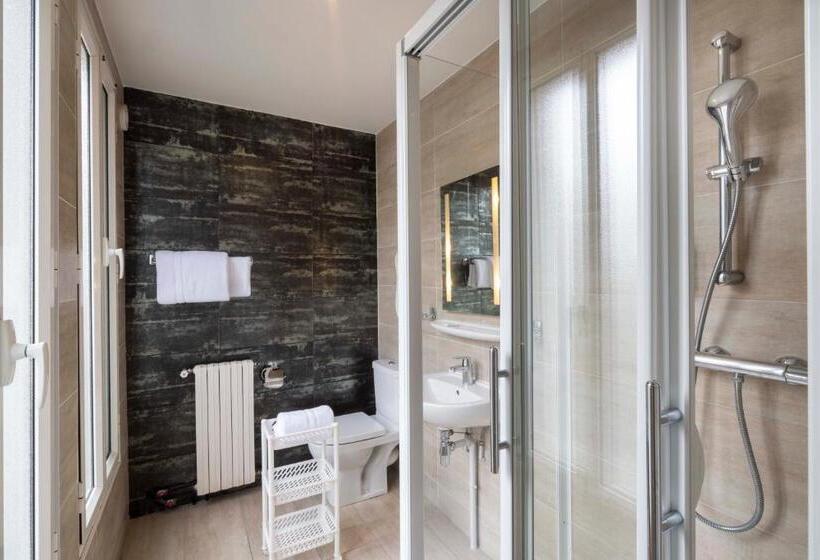 Отель Bijou Hôtel Paris Boulogne