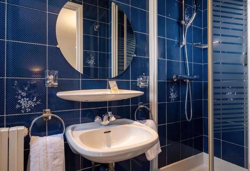 Отель Bijou Hôtel Paris Boulogne