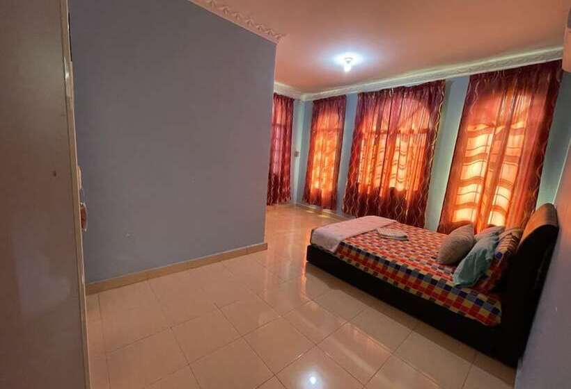 فندق Oyo 90424 Embun Homestay