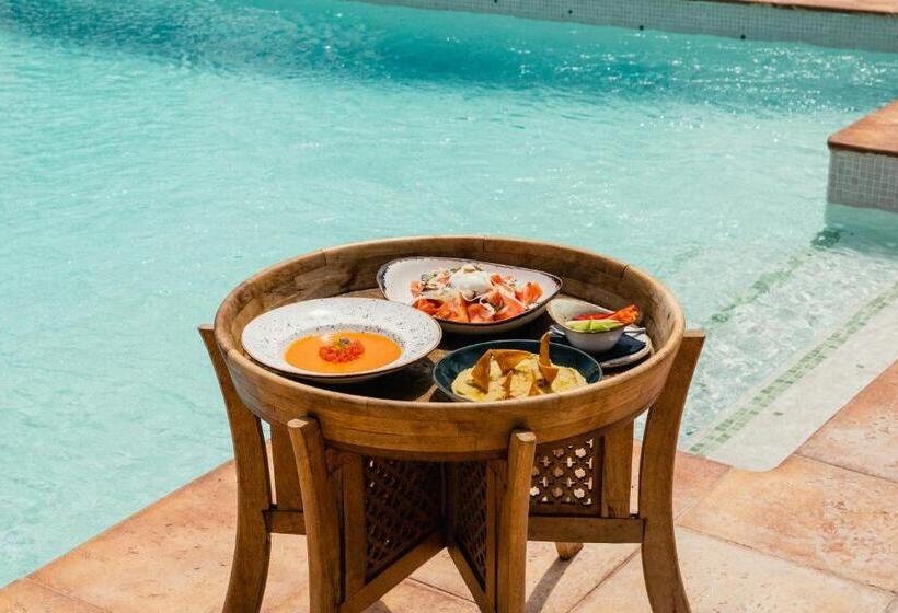 Отель Petunia Ibiza, A Beaumier