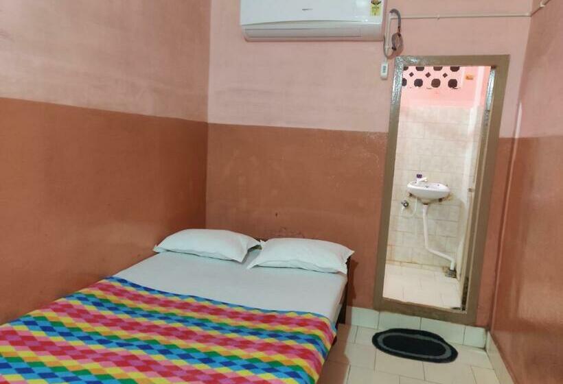 호텔 Sri Durga Lodge