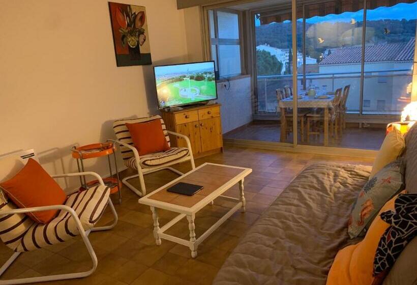 Confort Absolu à Sanary, L Appart De La Mer, Tout à Pied, Le Port, La Plage, Clim Et Garage